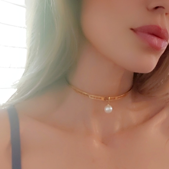 Meet your Posher, Elle - Picture 6 of 11